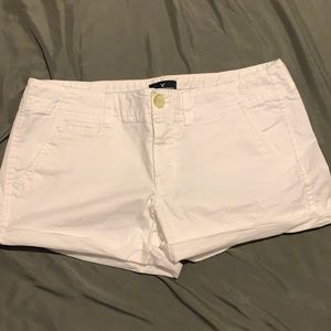 American Eagle size 10 mid-rise short shorts